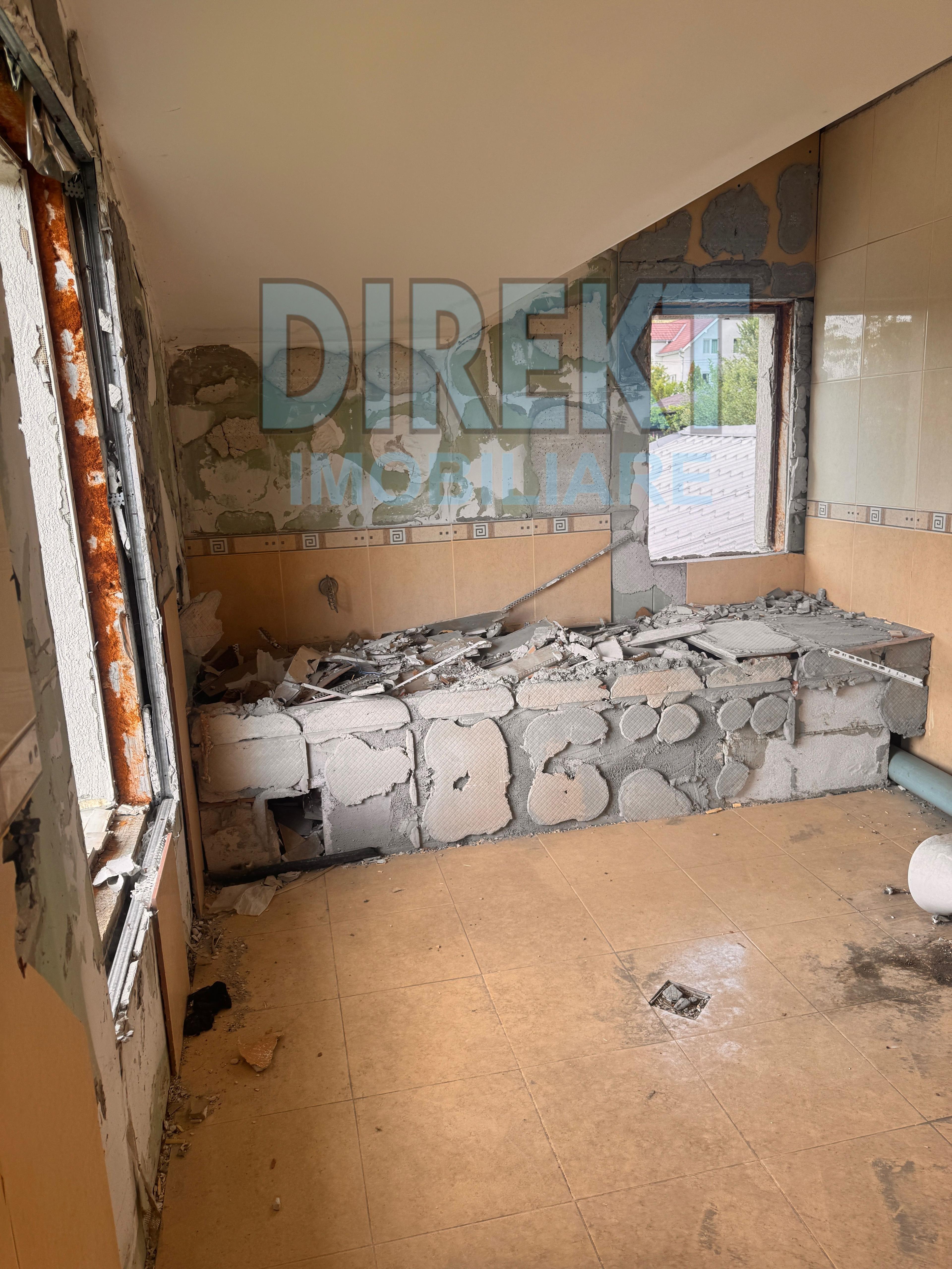 Casa individuala , cu piscina interioara , zona Strada Valea Budacului - 14